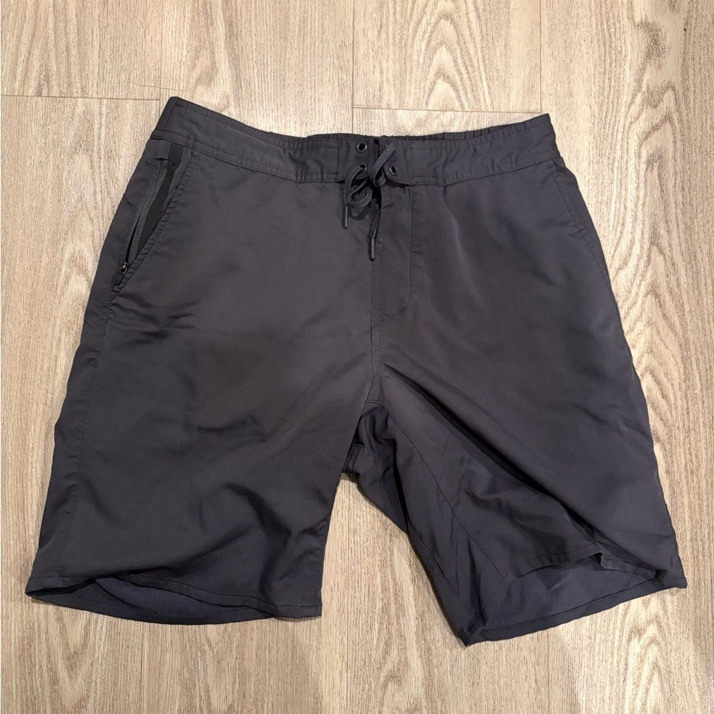Ten Thousand black shorts